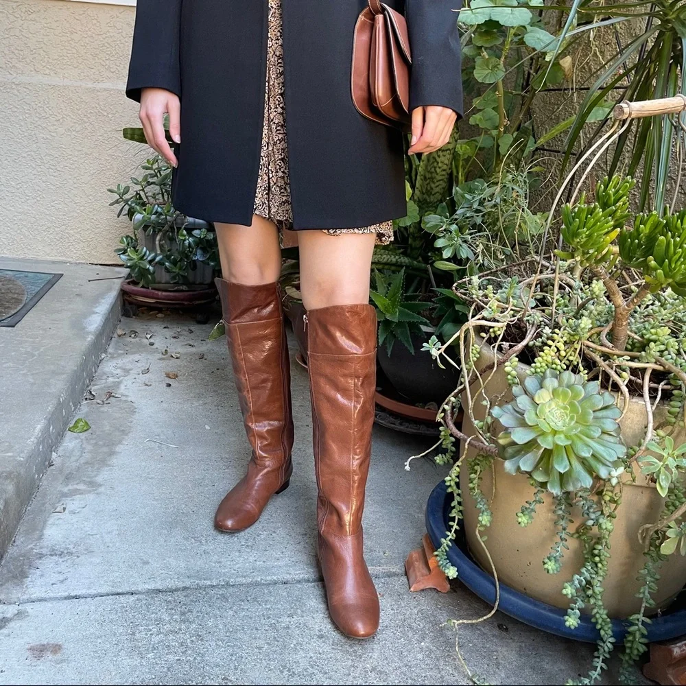 Vintage reddish brown Nine West leather boots